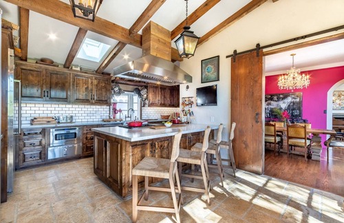 Hollywood Dell House | Reduced Rates Now Hollywood Hills