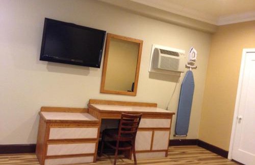 Reedley Hotel | Reedley Inn