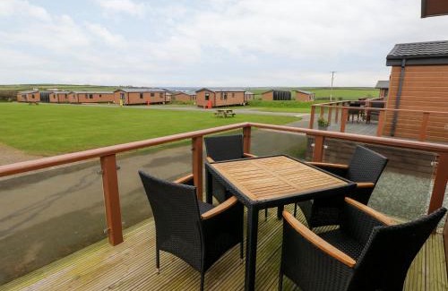Hasguard Cross House | Reef Retreat