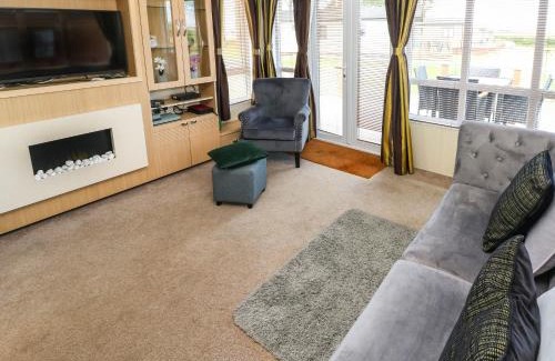 Hasguard Cross House | Reef Retreat