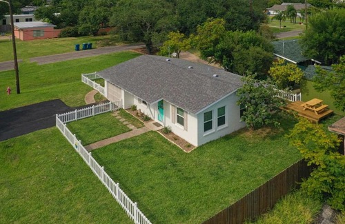 Fulton House | Reel Happy Rockport