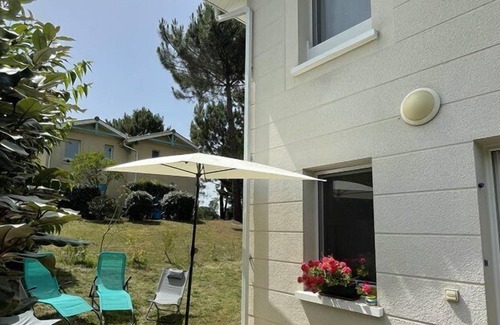 Le Verdon-sur-Mer House | Ref 584 - Pretty duplex house in residence with swimming pool