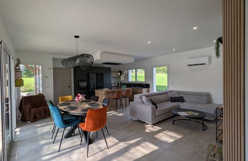 Dounoux Cottage | Refined holiday home with terrace and shared pool