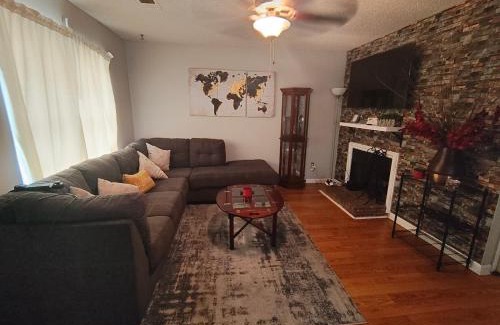 Ellendale House | Refresh and Relax