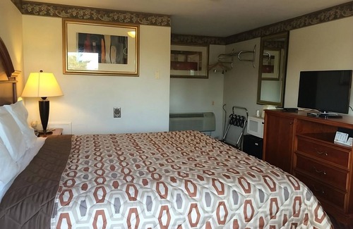 Campbelltown Resort | Refreshing Vacation Trip! FREE Breakfast, Near Hershey Park and Zoo America!