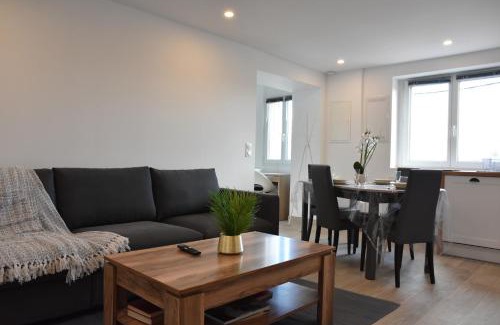 Manom Apartment | Refuge du Château avec terrace