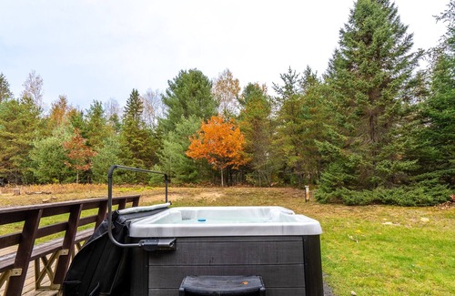 Labelle Ski Chalet | Refuge du Coyote ~ Spa & Fireplace ~ Vélo & Rando