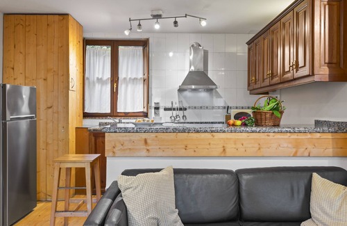 Ponga House | Refuge in the Gorge with Whirlpool