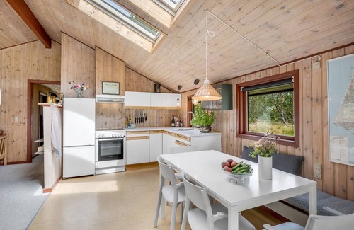 Mosevra House | "Regine" - 1.1km to the fjord by Interhome