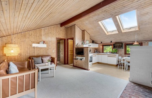 Mosevra House | "Regine" - 1.1km to the fjord by Interhome