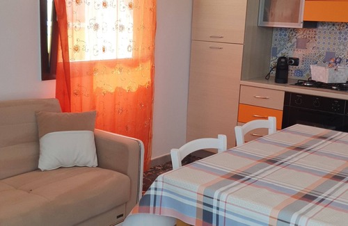 Pizzo House | RELAXING BEACH HOUSE 200mt CRYSTAL CLEAR SEA