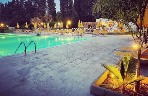 Spongano Hotel | Relais Casina Copini