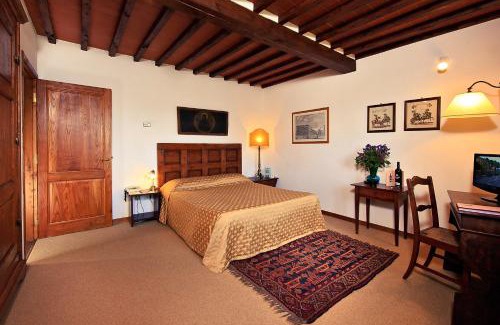Radda in Chianti Hotel | Relais Vignale & Spa