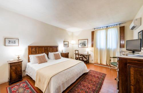 Radda in Chianti Hotel | Relais Vignale & Spa