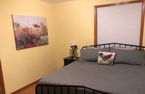 Oregon City Apartment | Relax and Get Away from It All - Blessings Farm Hideaway TOO!