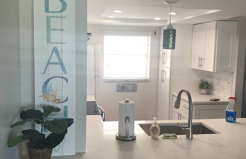 Cocoa Beach Condo | Relax and Recharge: Your perfect Cocoa Beach Oceanfront Retreat