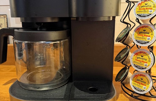 Skaneateles Apartment | Relax and Recharge on Skaneateles Lake !