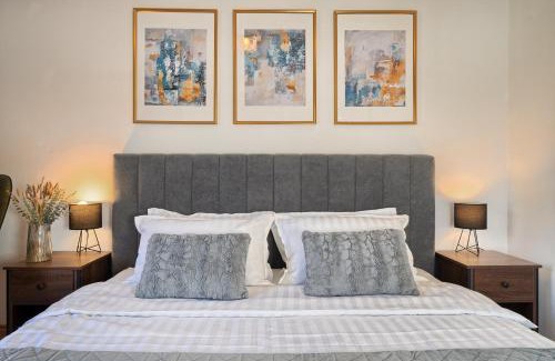 Srinjine Apartment | RELAX apartment Split area with private jacuzzi on terrace with mountain view