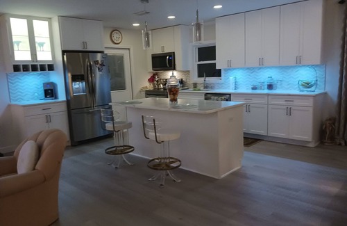 Fort Walton Beach House | Relax by the sea! Three bedroom home with pool awaits you near Destin Beaches.