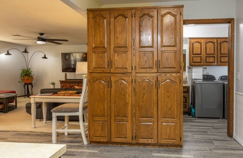 Checotah House | Relax in Quiet Comfort during Fun Weekend around Lake Eufaula