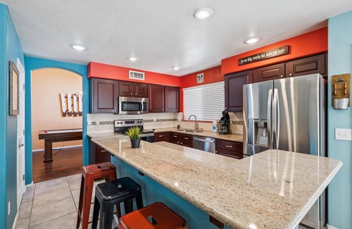 Chandler House | Relax in Style! Private Pool, Resort Backyard & 4BR Luxury Oasis in Chandler