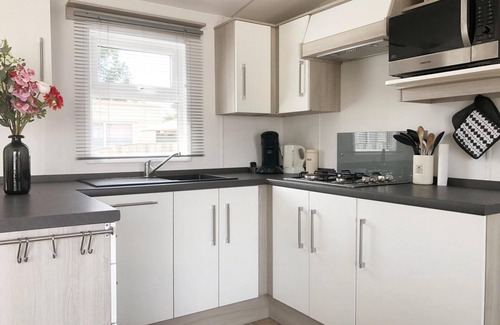 Sint Maarten House | Relax in this new and quietly located chalet. The ideal base to discover the Kop van Noord-Holland