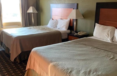 Shell Lake Hotel | Relax Inn Heth