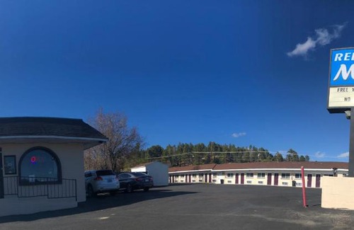 Flagstaff Hotel | Relax Inn