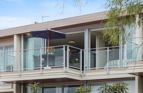 Taupo House | Relax on Roberts - Taupo Holiday Home