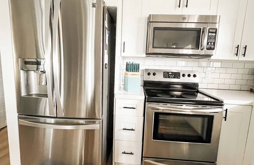 Cutthroat Harbor Estates House | Relax, Unwind & Reconnect at This Waterfront Getaway