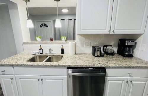 Maple Heights House | Relax with the whole family at this peaceful place to stay