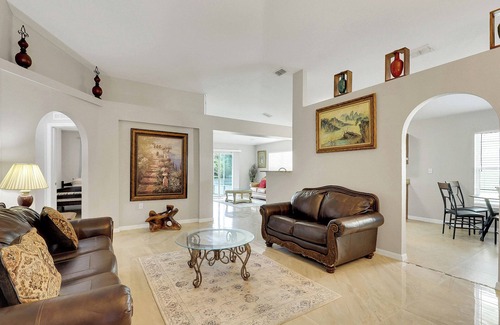 Port Saint Lucie House | Relax with the whole family at this peaceful place to stay.