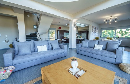 Mires Villa | Relaxation and Privacy