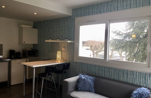 Le Bourget-du-Lac Apartment | RELAXATION ON THE PORT.