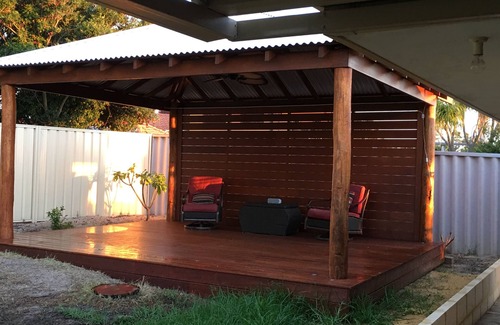 Halls Head Villa | Relaxed ocean view beach side stay