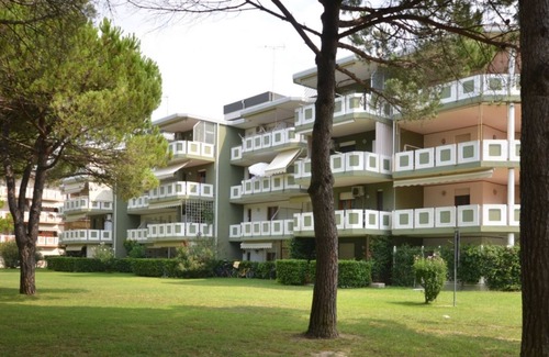 Bibione Apartment | Relaxing apartment for 4 people with air-conditioning in a peaceful area