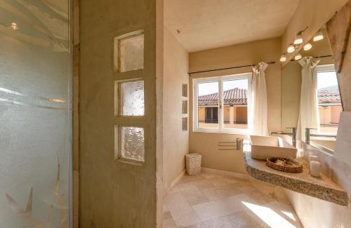 Golfo di Marinella Apartment | Relaxing BaiaDeBahas 2BedApt T6 sleeps 6 persons