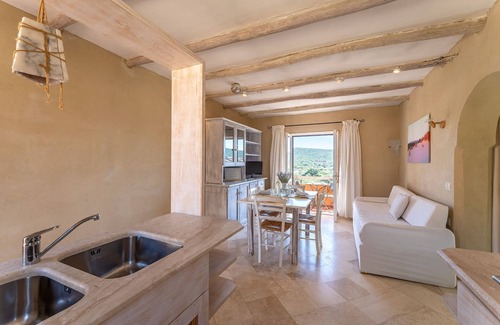 Golfo di Marinella Apartment | Relaxing BaiaDeBahas 1BedApt Bilo4 sleeps4 SeaView