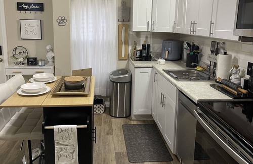 Des Moines House | Relaxing Des Moines Getaway