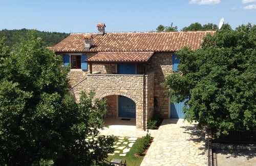 Groznjan House | Relaxing holiday in tranquil neighbourhood