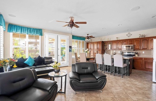 Orchards House | Relaxing Home with Pool, BBQ & Game Room in Surprise