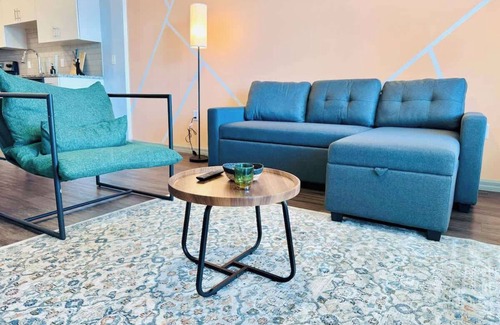 Kissimmee Apartment | Relaxing King Bed, Pets Welcome, 15 Min to Parks