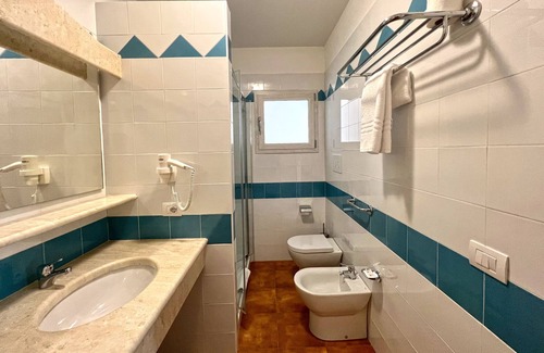 Orosei Apartment | Relaxing Le Residenze del Maria Rosaria - 2 Bedroom apartment Trillo Sleeps 5
