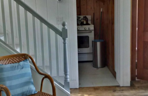 Aquebogue House | Relaxing North Fork Cottage On The Water~ Amazing Sunsets!