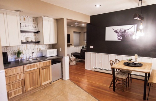 Elkader Apartment | Relaxing Suite B "The Sweetest Suites on the River" on Historic Main Street