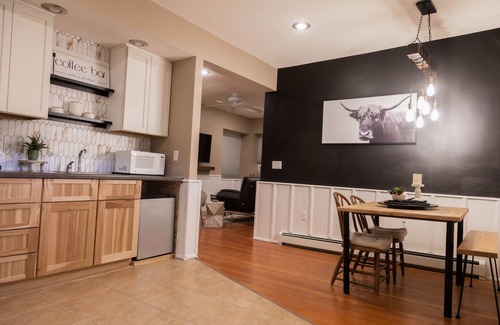 Elkader Apartment | Relaxing Suite B "The Sweetest Suites on the River" on Historic Main Street
