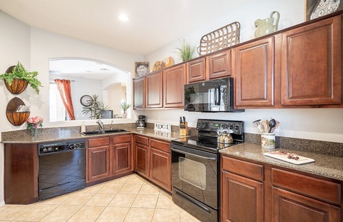 Seville House | Relaxing & Upgraded Vacation Home - Pet Friendly