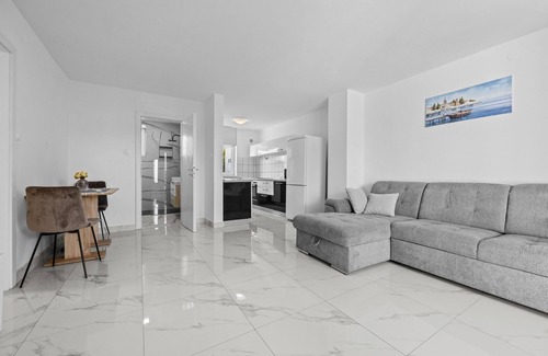 Stranici kod Nove Vasi Villa | Relaxing Villa near Porec with Pool - Susanne