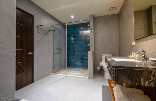 South Beach Bed & Breakfast | Relaxury Beach House