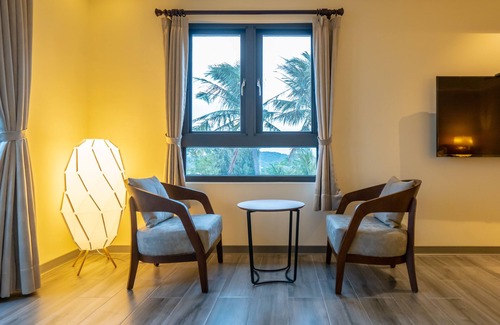South Beach Bed & Breakfast | Relaxury Beach House
